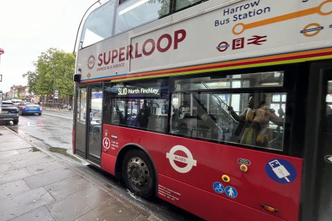 ロンドンの高速バスネットワーク・スーパーループ（Superloo）